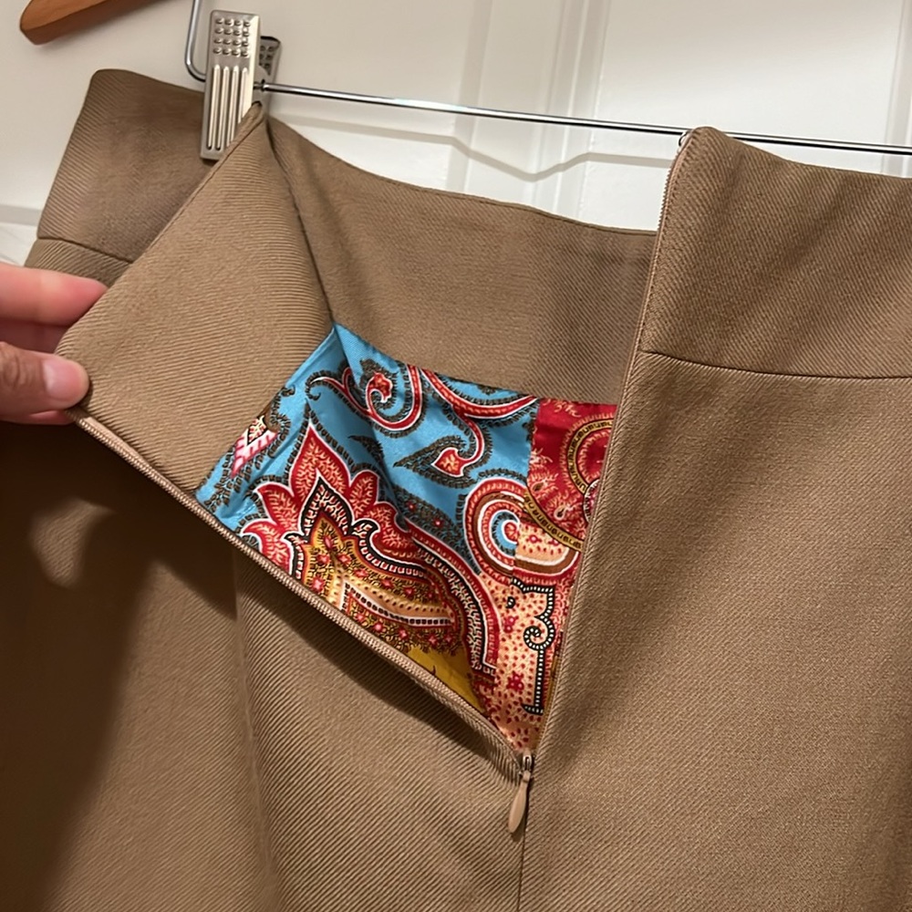 ✋ 🛑 1 hour sale. Dolce & Gabbana, tan pencil skirt, size 42 (US 6) - Picture 8 of 16